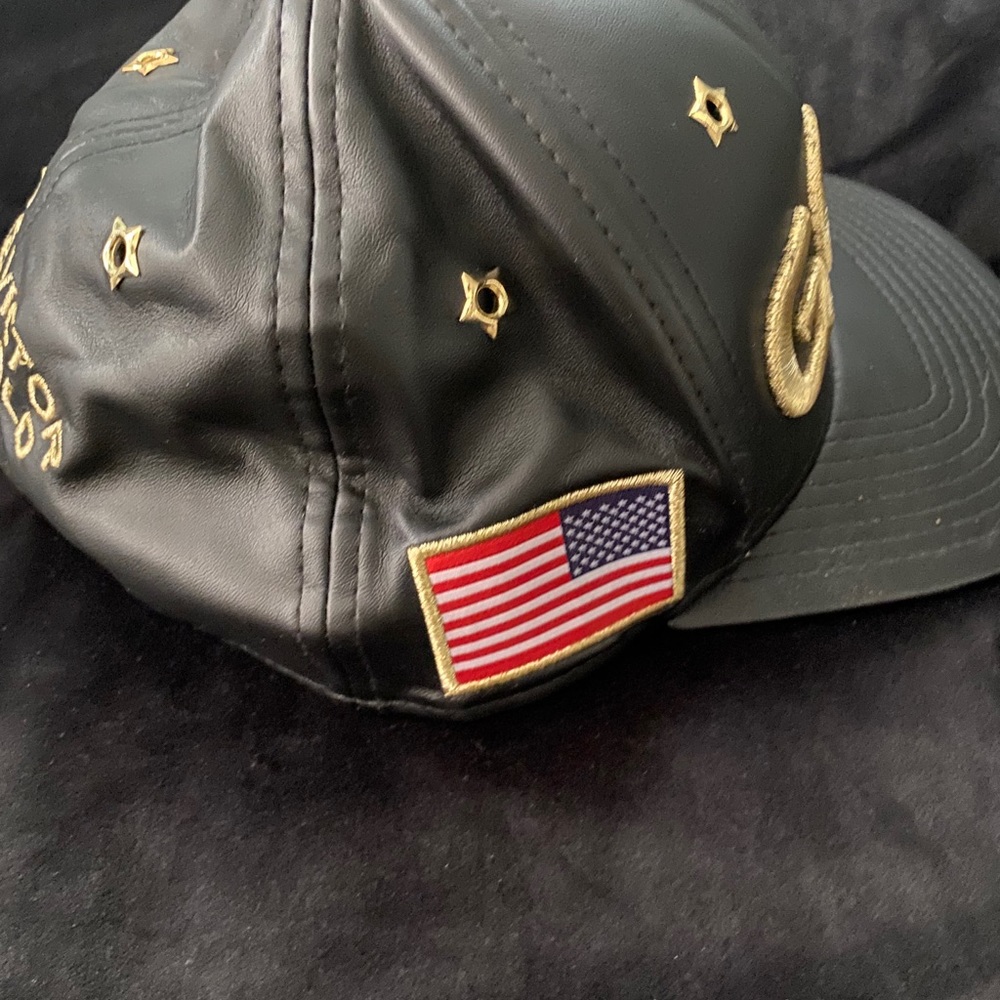 Baseball cap - Picture 5 of 5